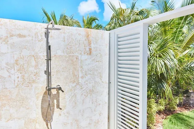 The Potlatch Club Boutique Hotel Governor's Harbour Bahamas