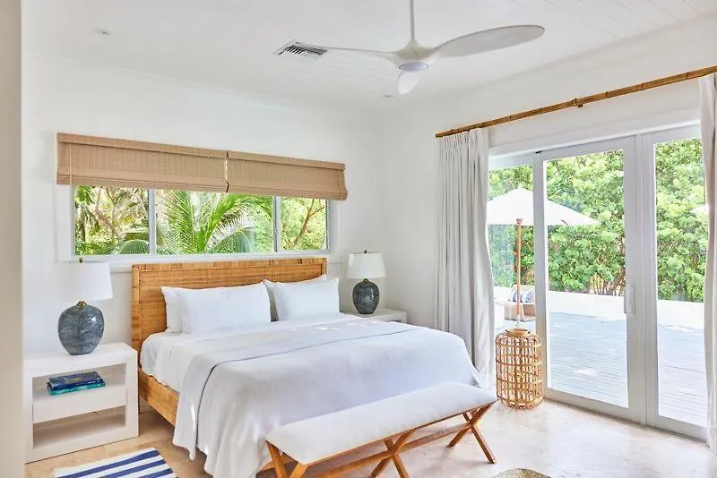 The Potlatch Club Boutique Hotel 거버너스 하버 바하마